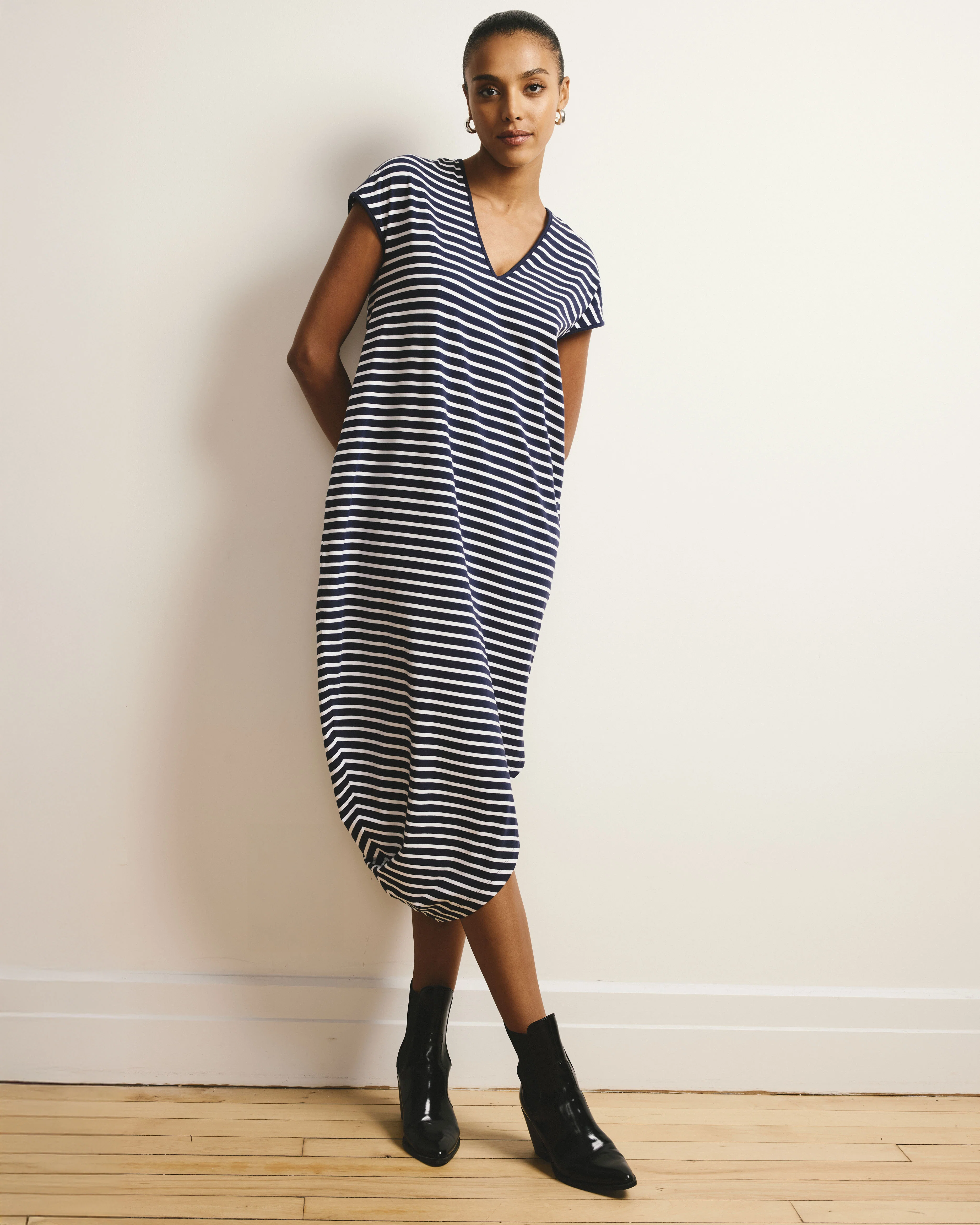 Iconic Geneva V-Neck Dress - Navy/White Stripe - Image 2