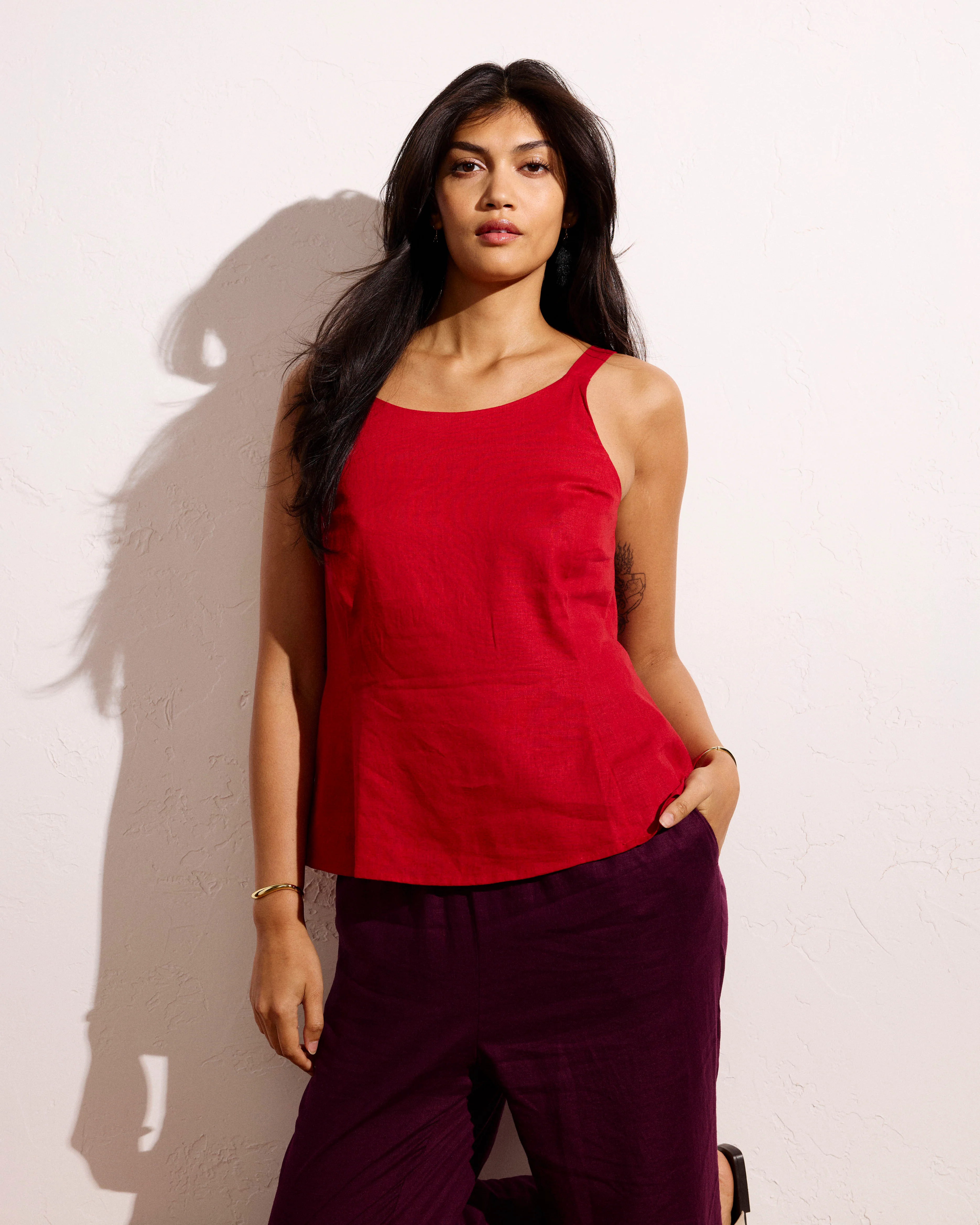 Kuki Sleeveless Linen Top - Ruby Red - Image 2