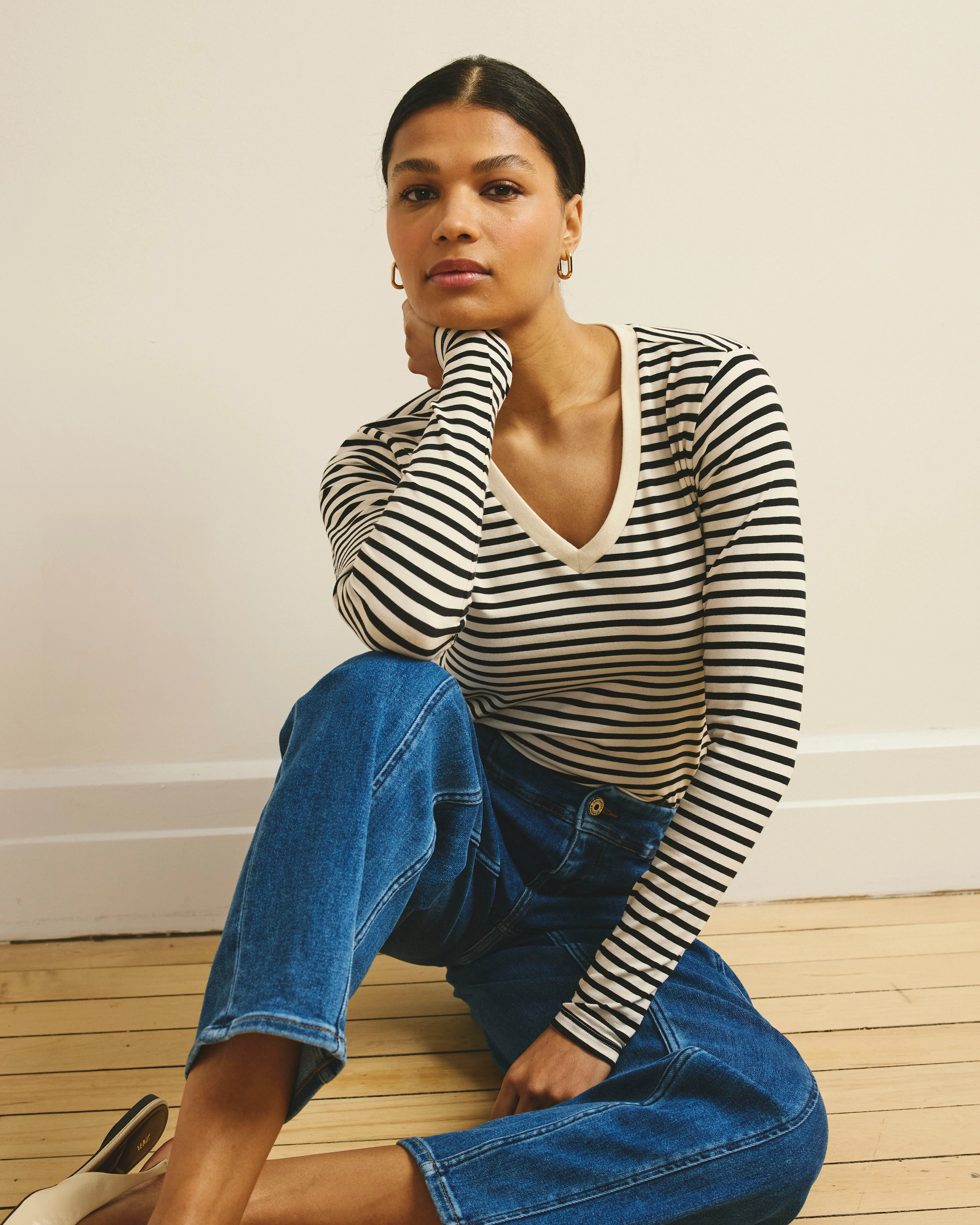 Long Sleeve V Rex - Ecru/Black Stripe
